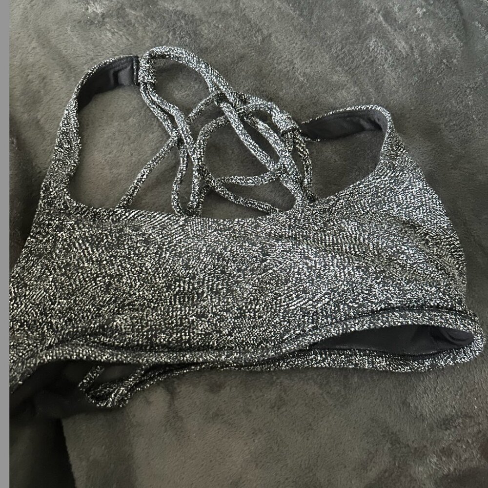 Lululemon Free To Be Serene Bra Heathered Black Herringbone